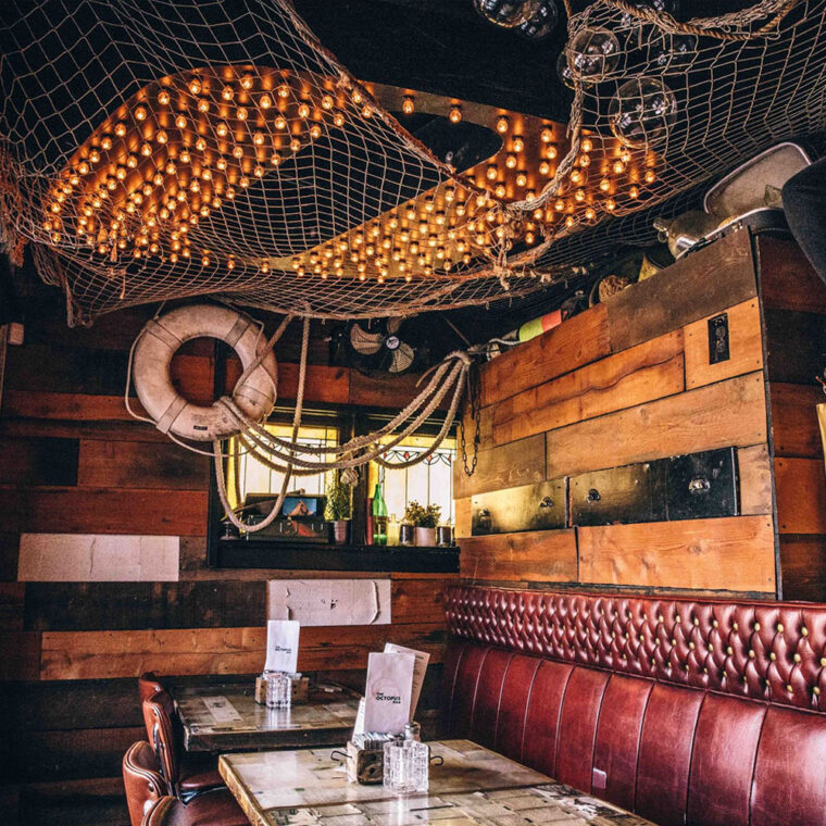 Bar photo 2